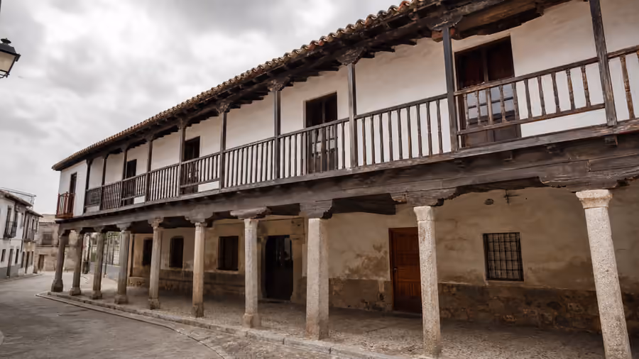 Recreación visual de Casa de los Soportales en Navahermosa, Toledo.