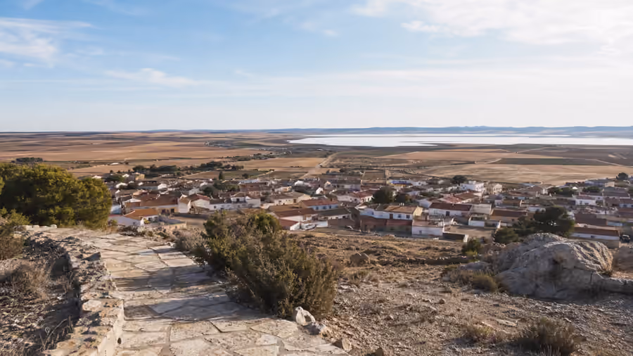 Recreación visual de Mirador del Calvario en Pétrola, Albacete.