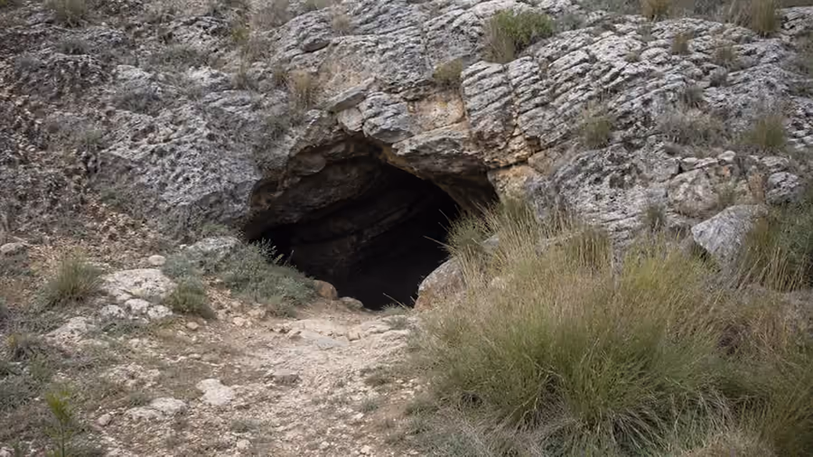 Recreación visual de Cueva del Sopero en Pétrola, Albacete.