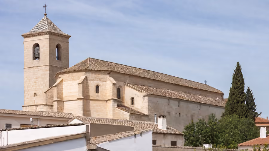 Recreación visual de Iglesia de San Bernabé en Pétrola, Albacete.