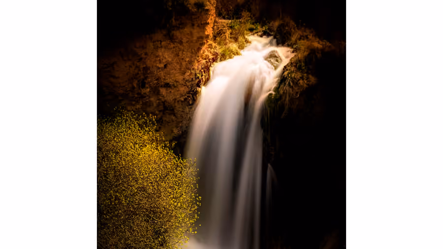Cascada del Hundimiento en Ruidera, Ciudad Real.