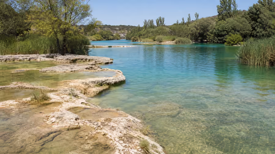 Recreación visual de Lagunas Coladilla y Cueva Morenilla en Ruidera, Ciudad Real.