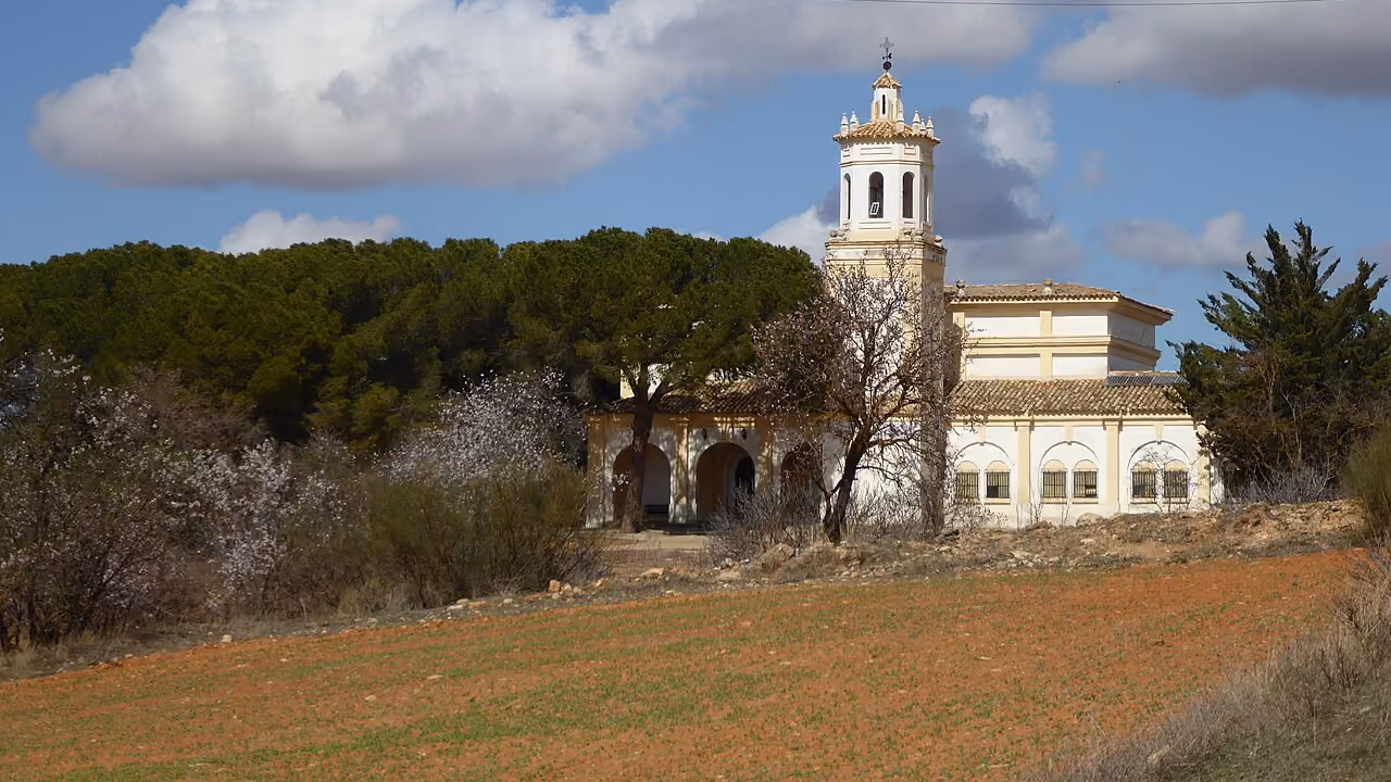 Ermita de la Virgen de la Estrella en Buenache de Alarcón, Cuenca.