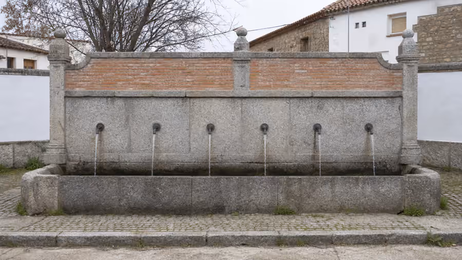 Recreación visual de Fuente de los Seis Caños en Los Navalmorales, Toledo.