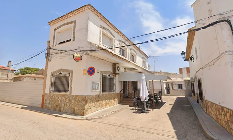 Bar Los Pinos en Casas de los Pinos